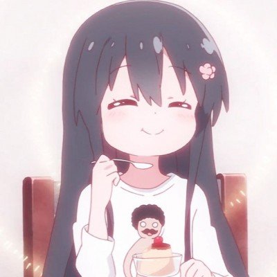 父亲回应女儿太想念老人睡墓碑旁
